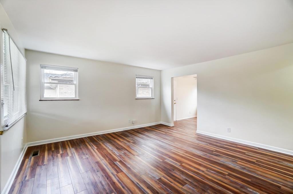 2469 Montana Avenue - Photo 2 of 23