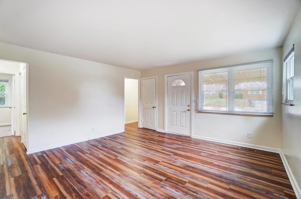 2469 Montana Avenue - Photo 3 of 23