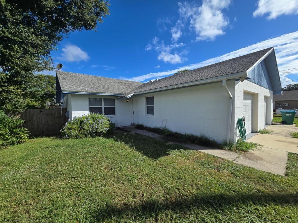 851 East Church Avenue - Photo 2 of 20