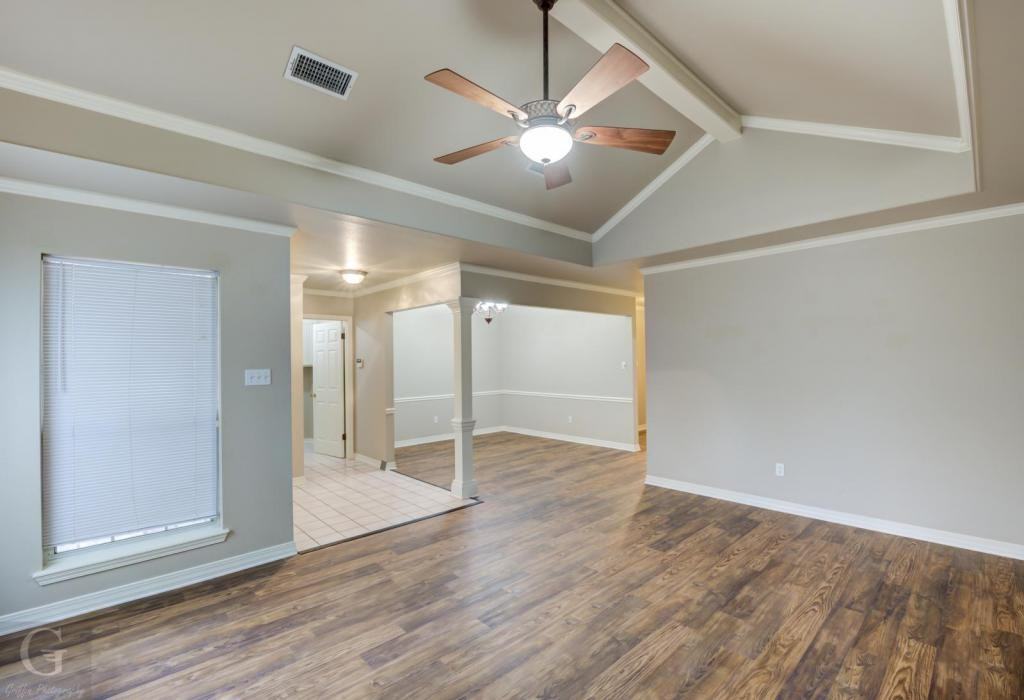 5806 Hollyhock Lane - Photo 3 of 19