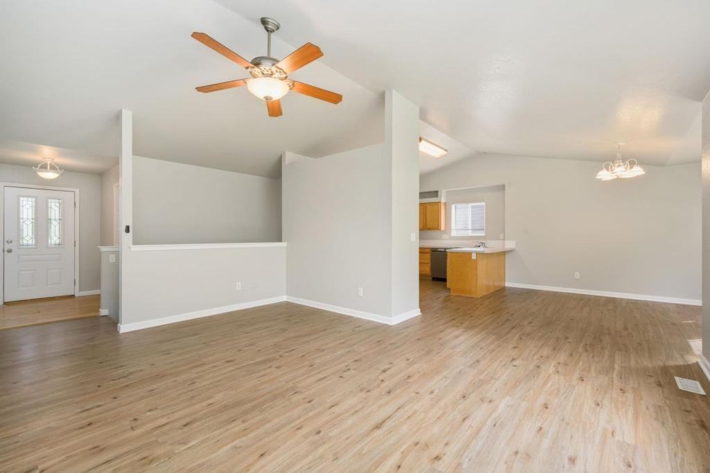 101 Whitney Bay - Photo 5 of 20