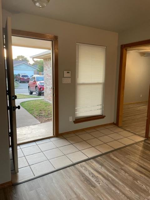 216 Se Heather Ln - Photo 3 of 20