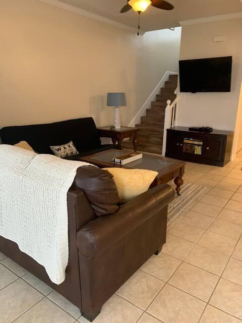 124 Lake Ridge Drive - Photo 4 of 13