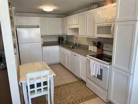 124 Lake Ridge Drive - Photo 7 of 13