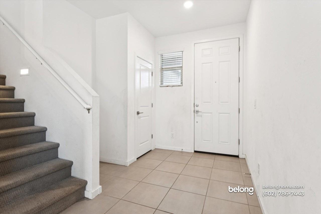 4368 W Samantha Way - Photo 2 of 19