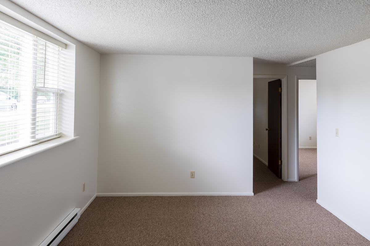 152 Washington Street - Photo 4 of 9