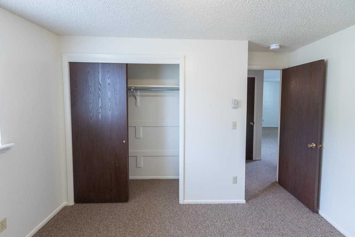 152 Washington Street - Photo 7 of 9