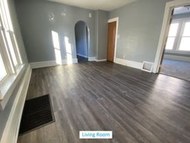 310 Superior St - Photo 1 of 1