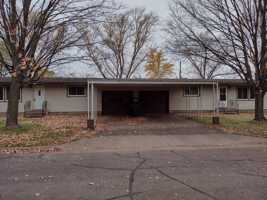 featured image of 718 Jennifer Ct