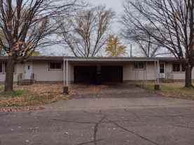 718 Jennifer Ct - Photo 1 of 1