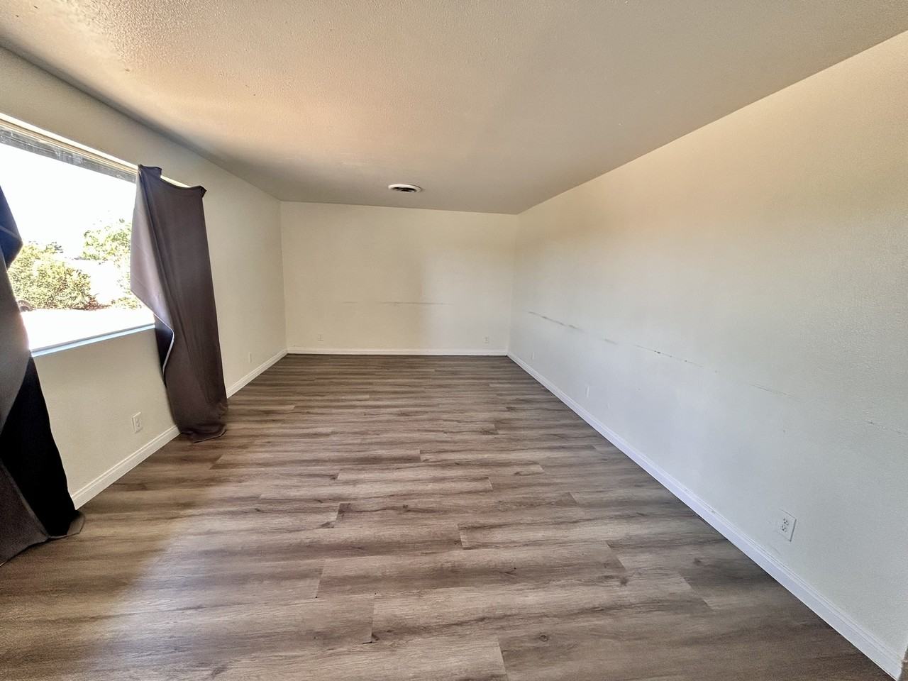 28057 Washington Ave - Photo 6 of 25