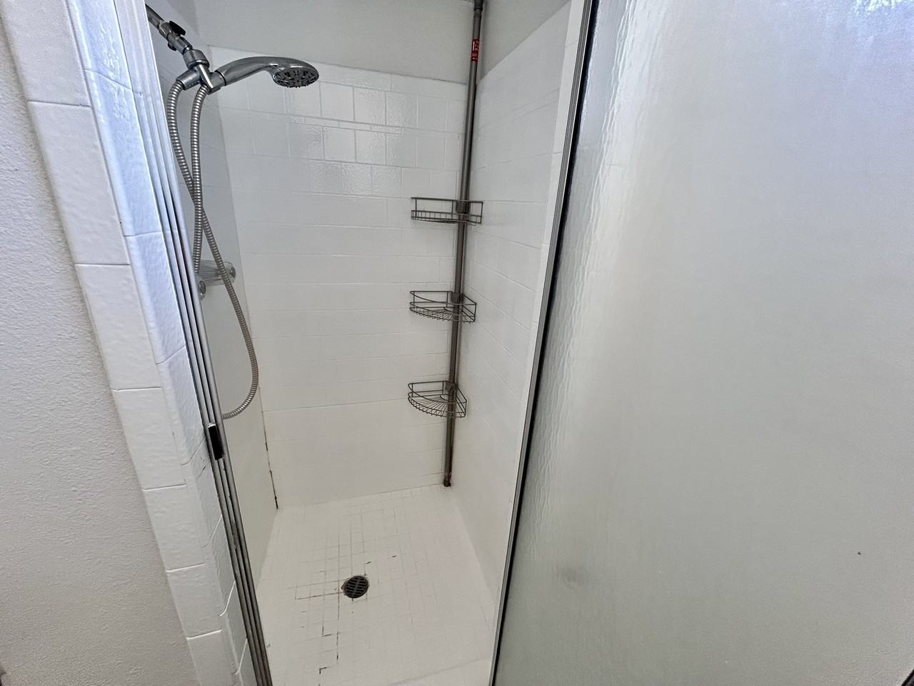 28057 Washington Ave - Photo 5 of 25