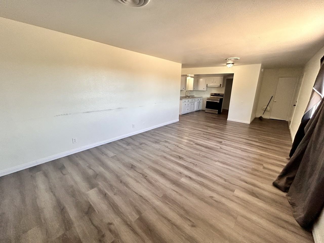 28057 Washington Ave - Photo 2 of 25