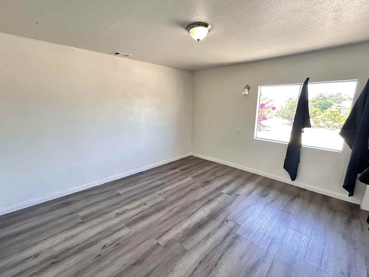 28057 Washington Ave - Photo 4 of 25