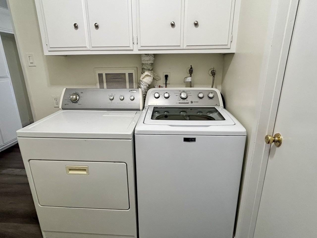 28057 Washington Ave - Photo 4 of 25