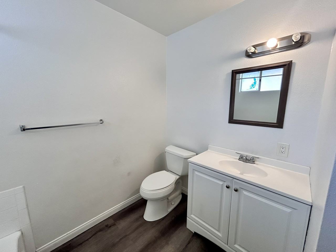 28057 Washington Ave - Photo 6 of 25