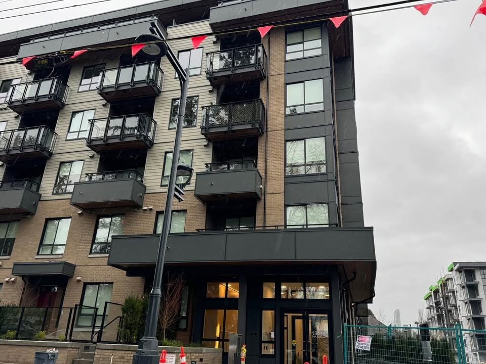 9456 134 Street - Photo 4 of 6