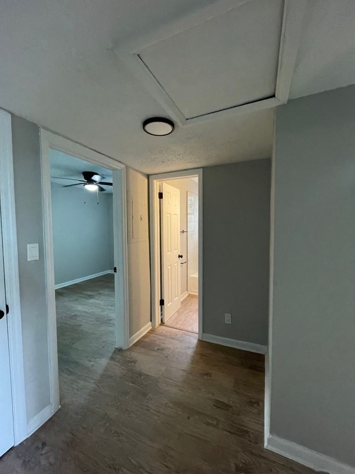 Jax 1359 W 15th LLC - Photo 5 of 10