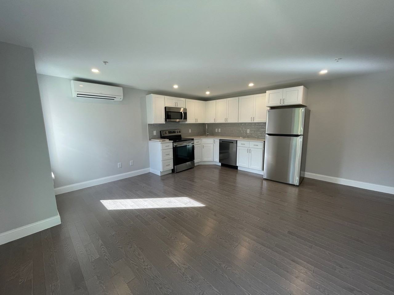 328 Bank - Photo 2 of 19