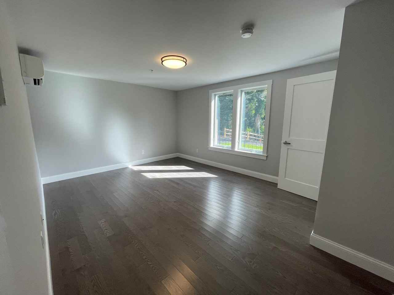 328 Bank - Photo 4 of 19