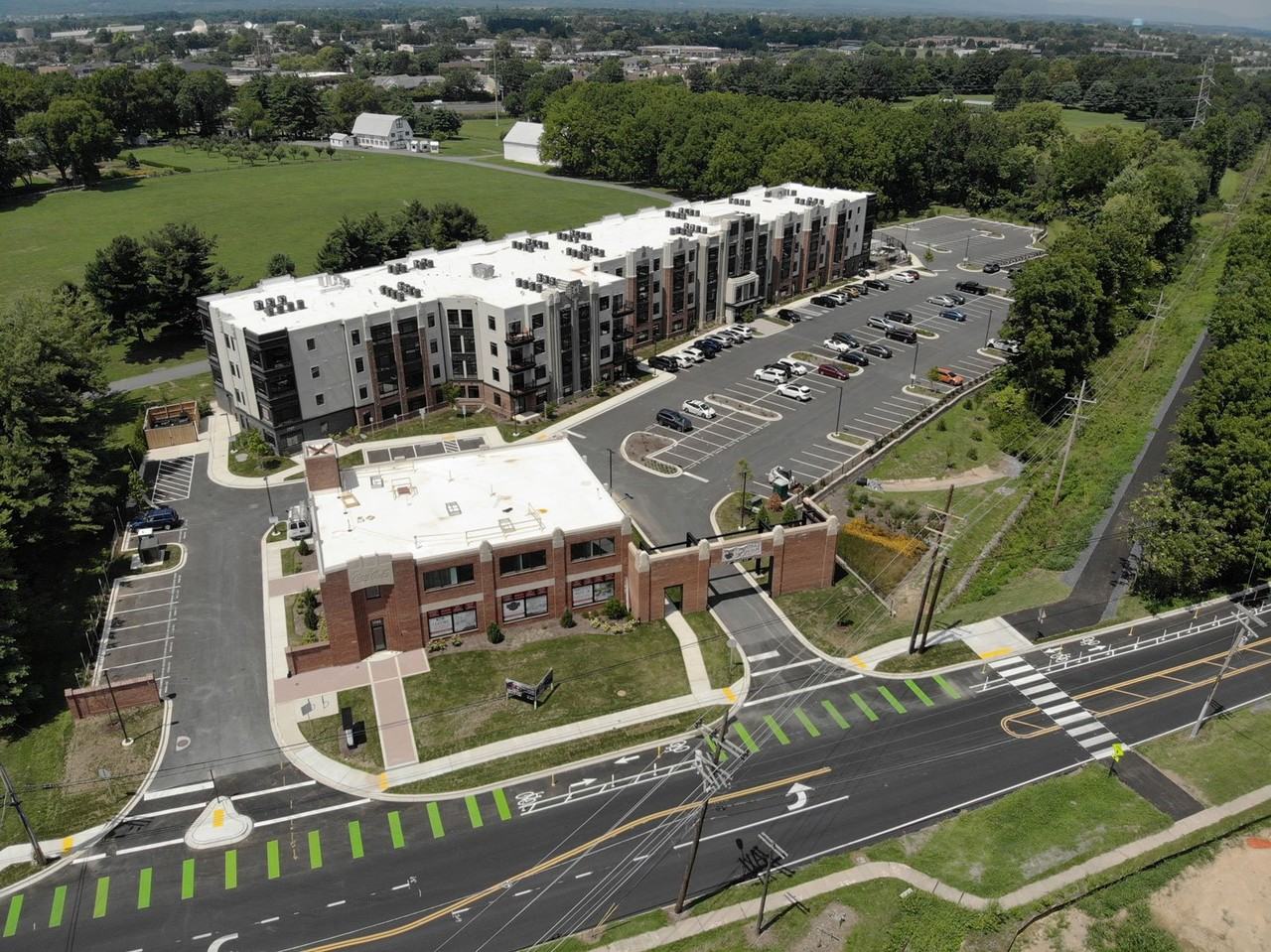 Bottling Plant - Photo 4 of 38
