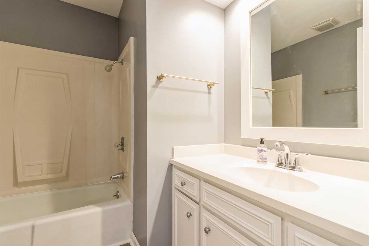 1945 Nw 90th St #1945 - Photo 2 of 11