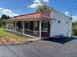 featured image of 3089 Washington Pike Apt A #Apt A