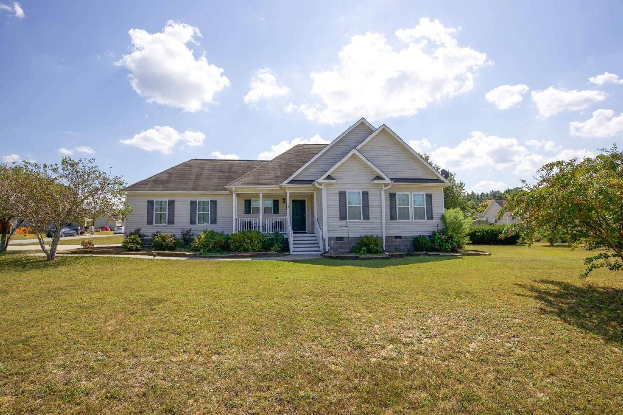 93 True Blue Dr - Photo 3 of 50