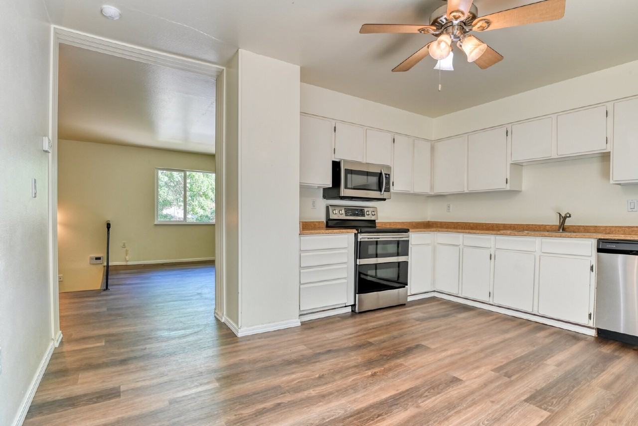 4775 S Splendid Cir - Photo 3 of 44