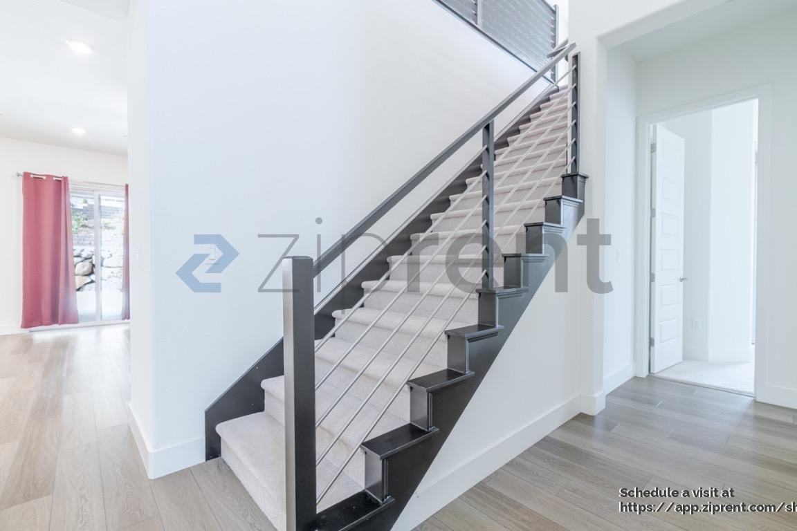 904 Greeley Ct - Photo 7 of 43