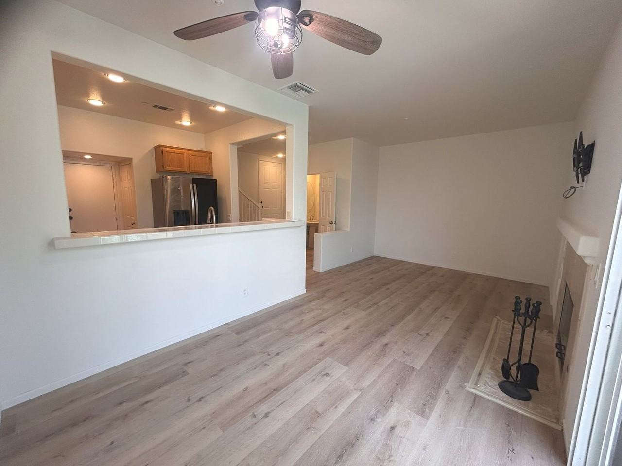 104 Trofello Ln - Photo 3 of 29