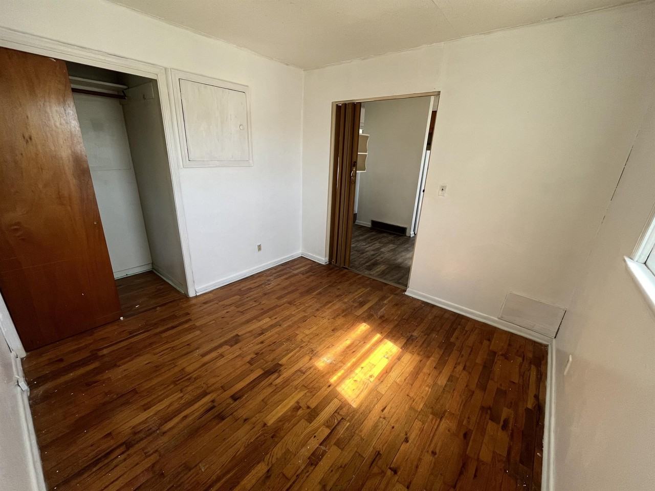 300 Zoll St #A - Photo 6 of 14