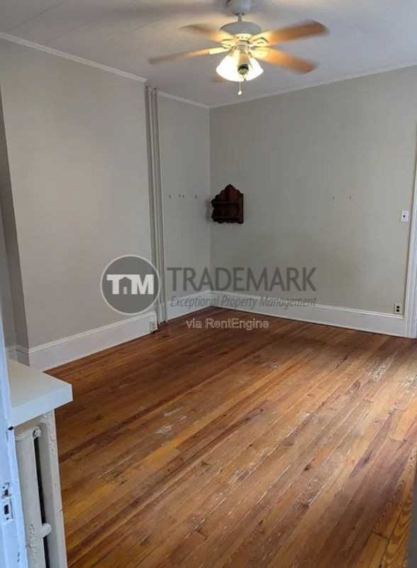 417 N Charlotte St #1 - Photo 5 of 10