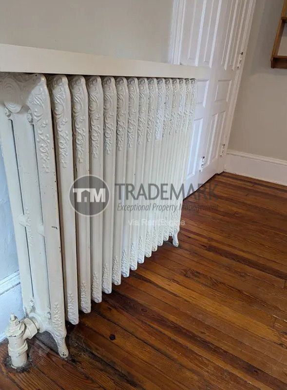 417 N Charlotte St #1 - Photo 7 of 10