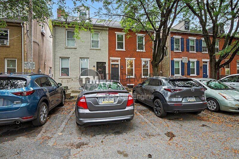 255 New Holland Ave
