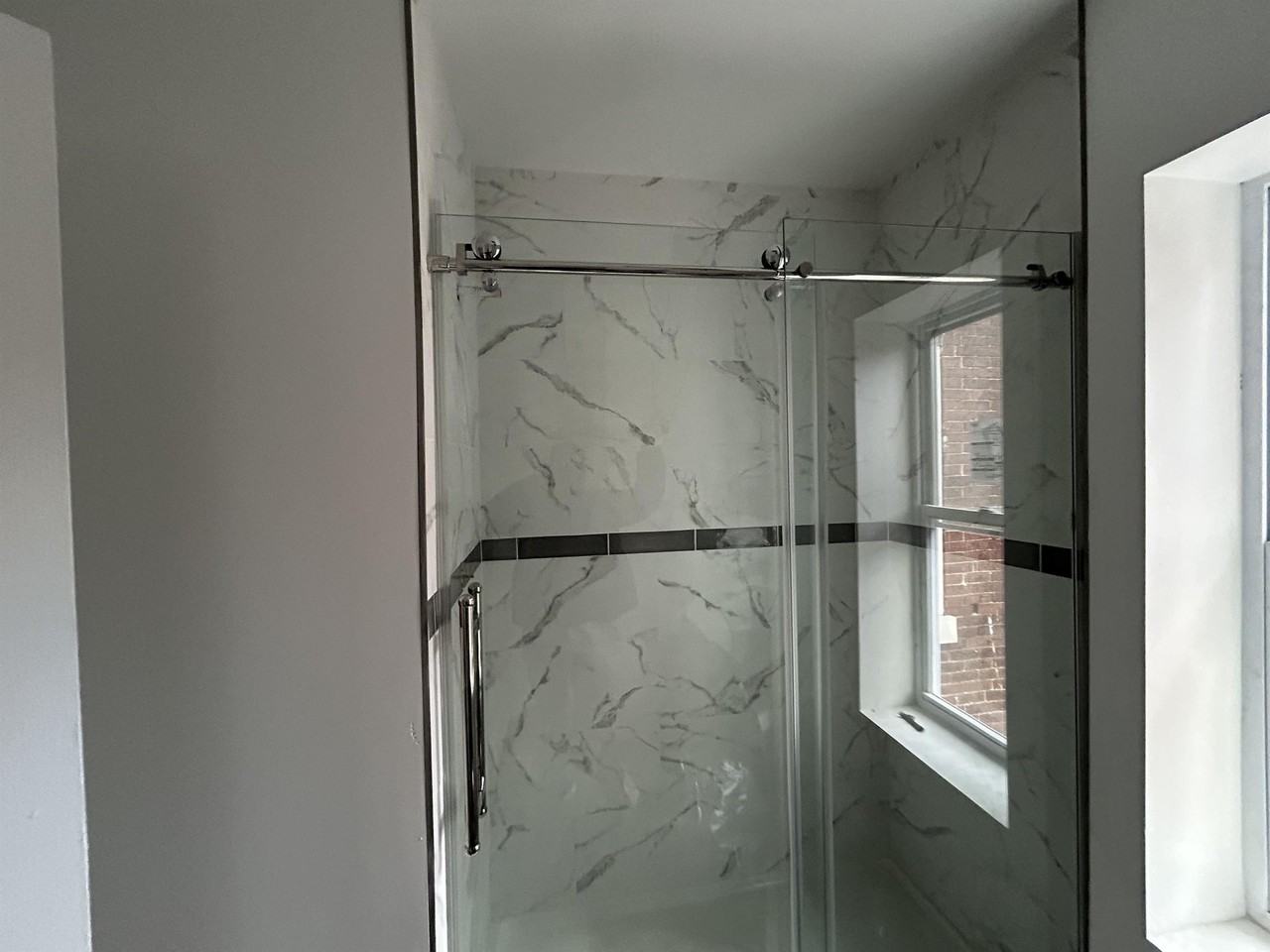 311 Spring St 2nd Fl - Photo 5 of 6