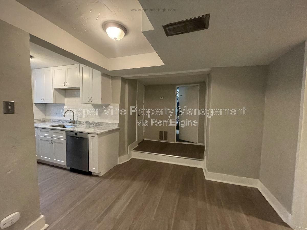 146 N Logan St #2 - Photo 5 of 17