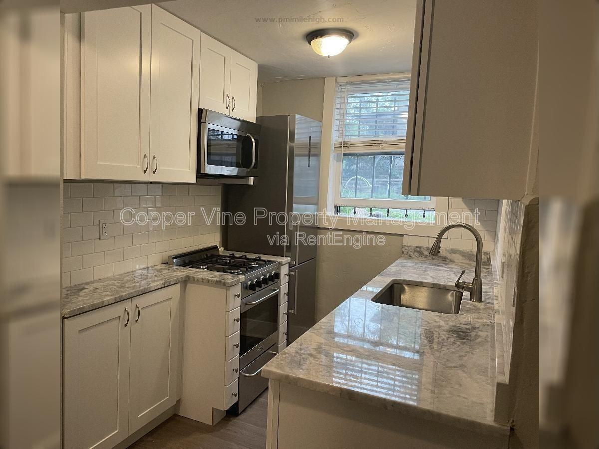 146 N Logan St #2 - Photo 7 of 17