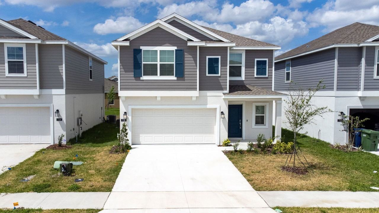 728 Reggie Rd - Photo 2 of 40