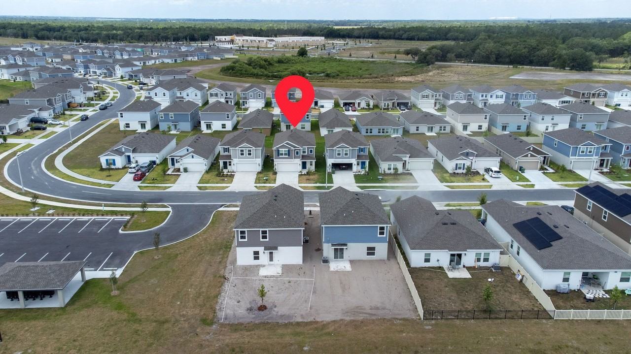 728 Reggie Rd - Photo 3 of 40