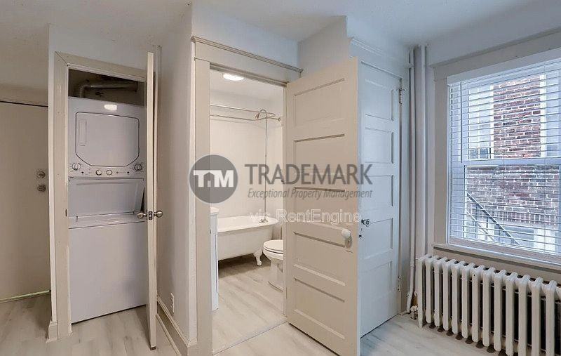 40 W James St #4 - Photo 5 of 13