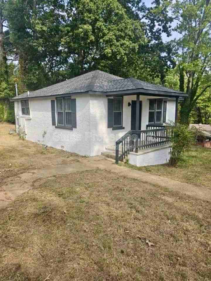 913 Bellemeade Ave - Photo 2 of 8