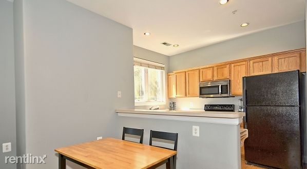 E St NE & 13th St NE - Photo 3 of 23