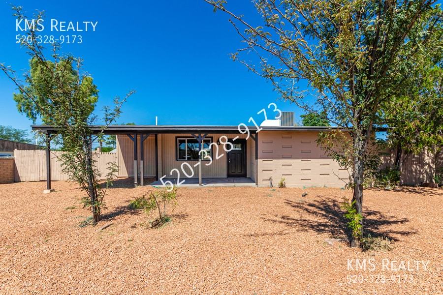 858 W Virginia St - Photo 2 of 31