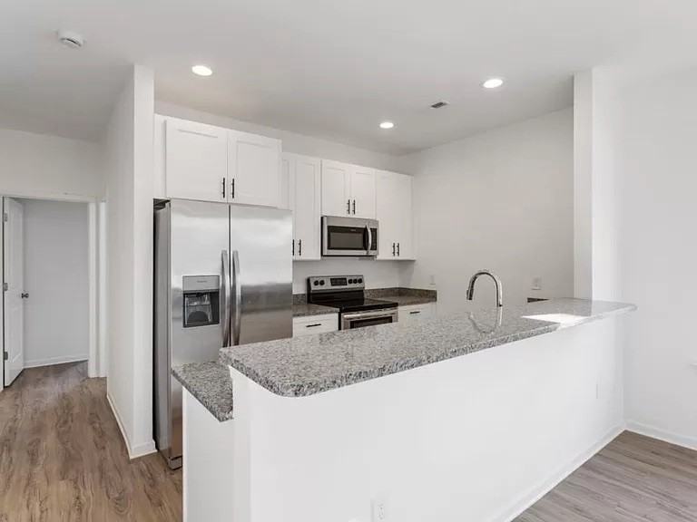 35 Marble St #A - Photo 2 of 17