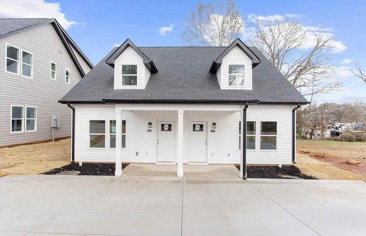 35 Marble St #A - Photo 5 of 17