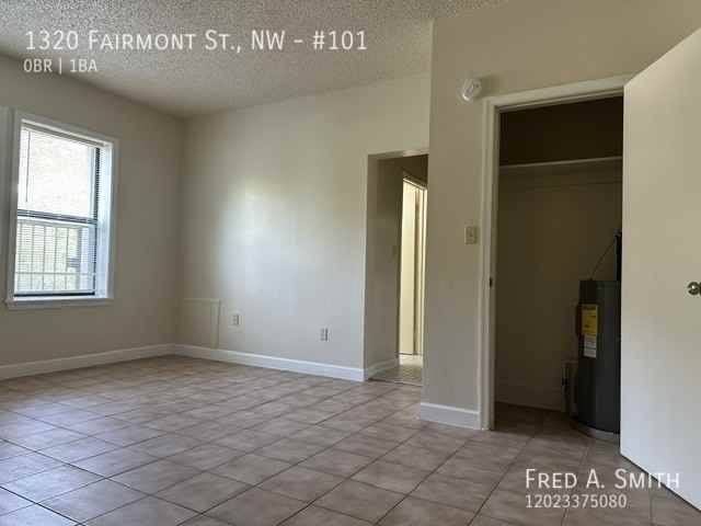 1320 Fairmont St Nw #101 - Photo 5 of 6