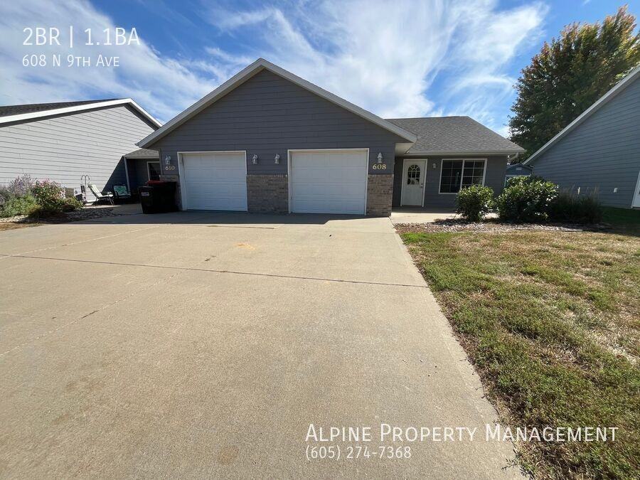 608 N 9th Ave - Photo 2 of 19