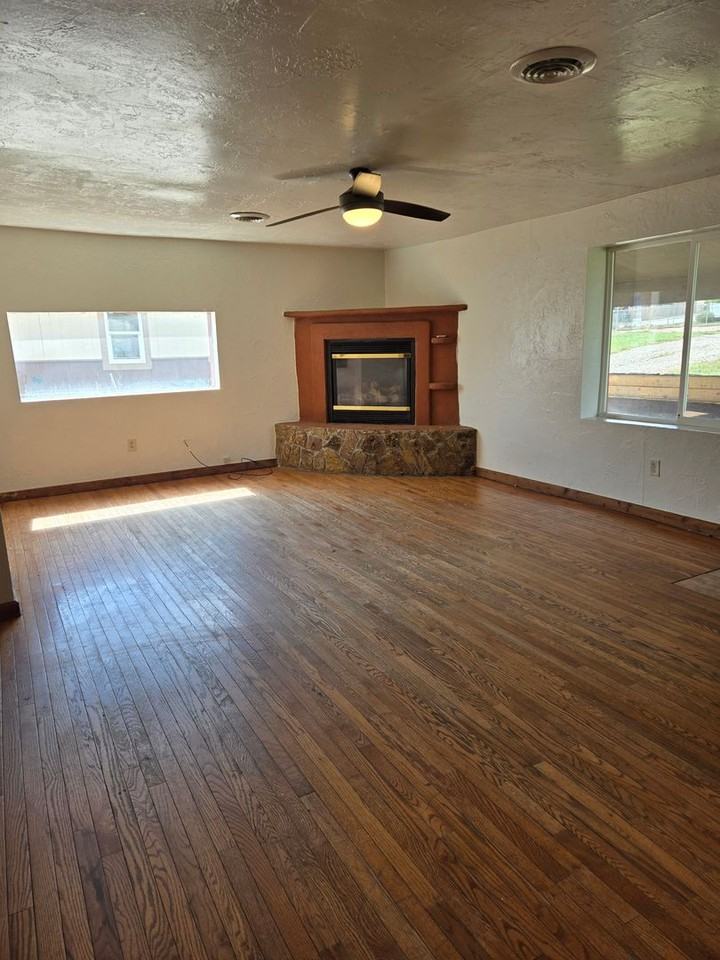 266 S 8th St - Photo 3 of 20