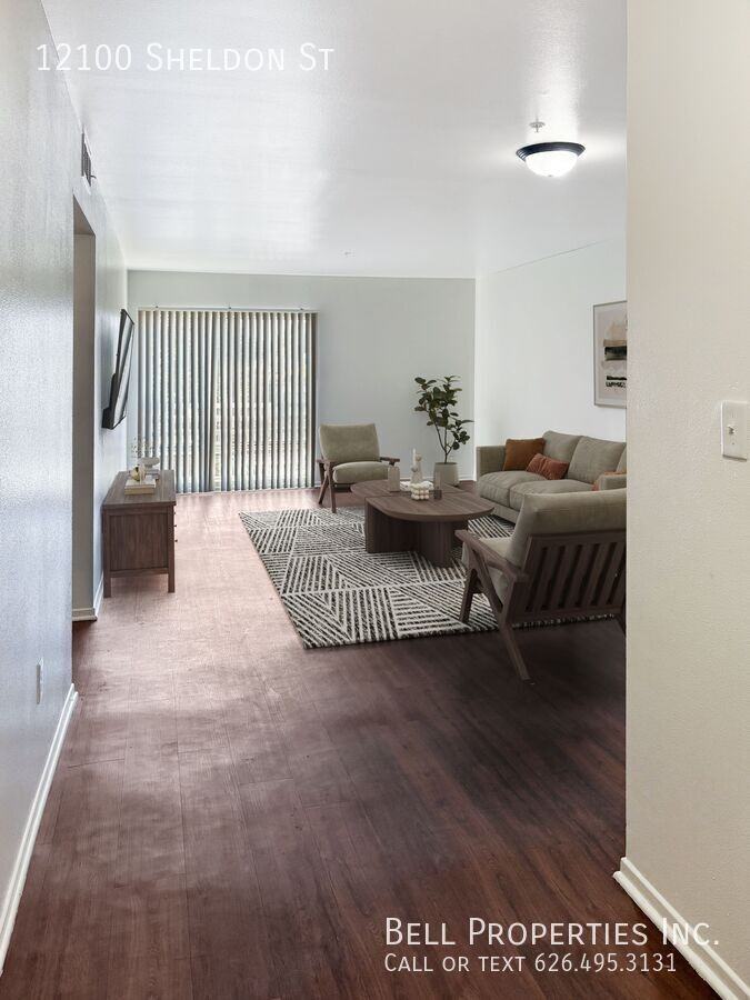 12100 Sheldon St - Photo 2 of 18